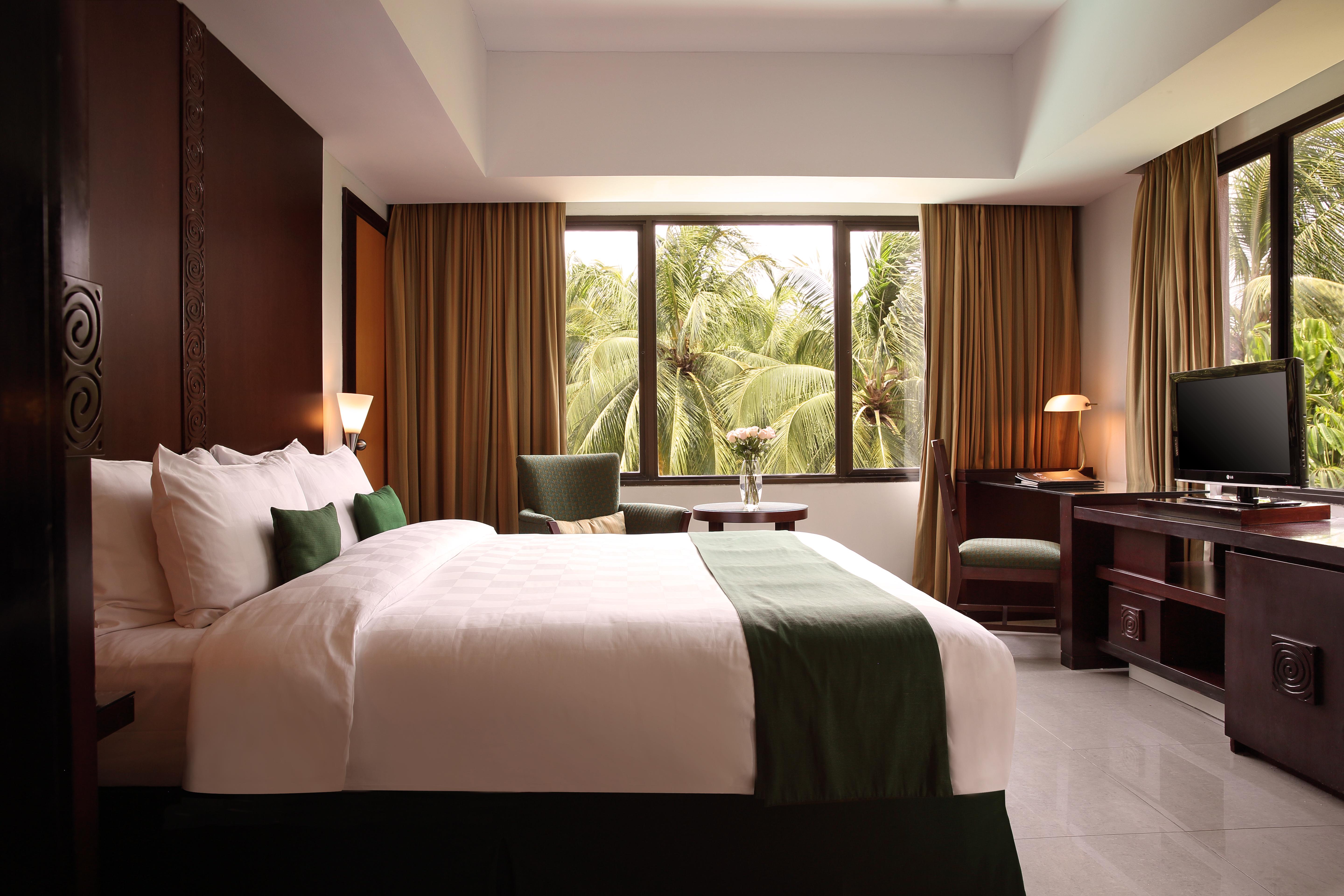 Aryaduta Lippo Village Tangerang Exterior photo