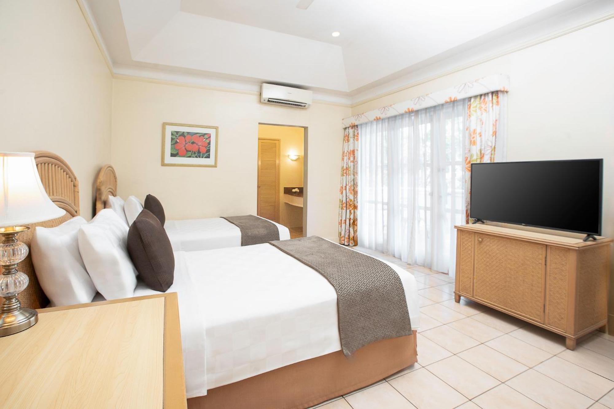 Aryaduta Lippo Village Tangerang Exterior photo